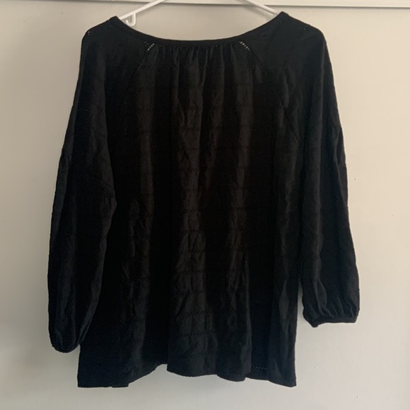 Black blouse - Picture 3 of 3